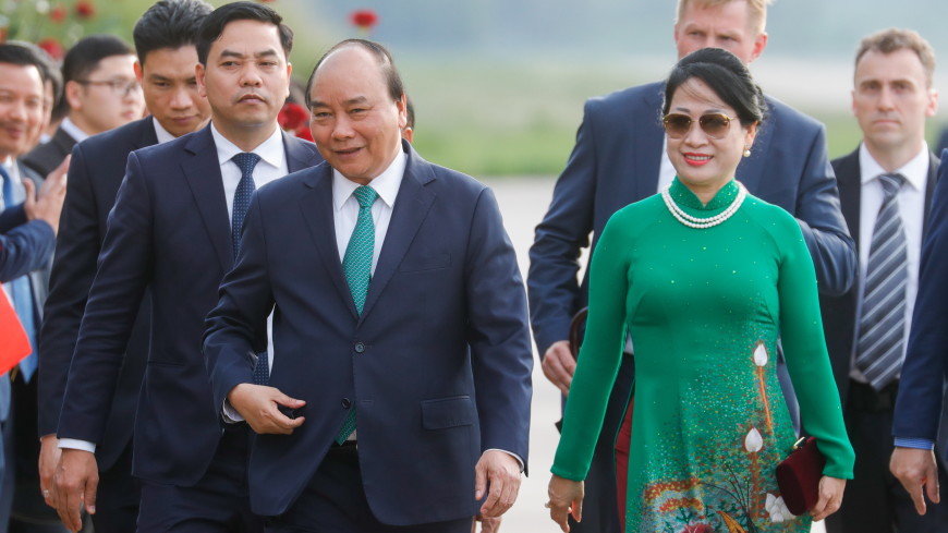 Vietnam's PM Nguyen Xuan Phuc arrives in Moscow